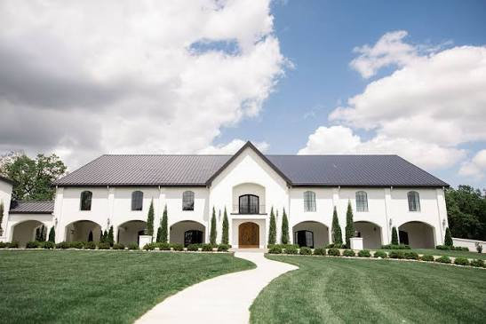 The Wedding Website of Nicklaus Taylor and Bethany Jones