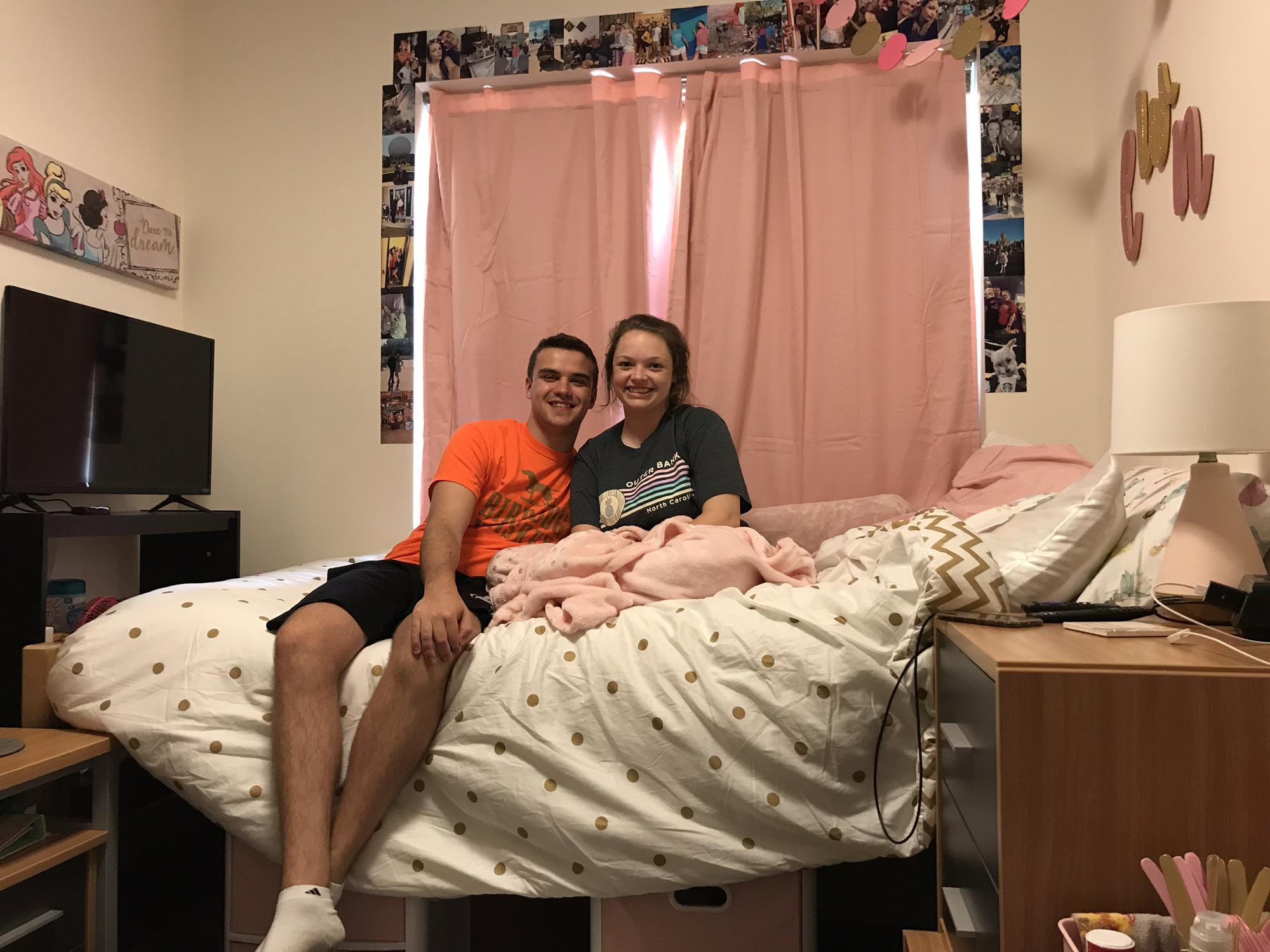James helping move Lauren in to Bowling Green sophomore year in 2018.