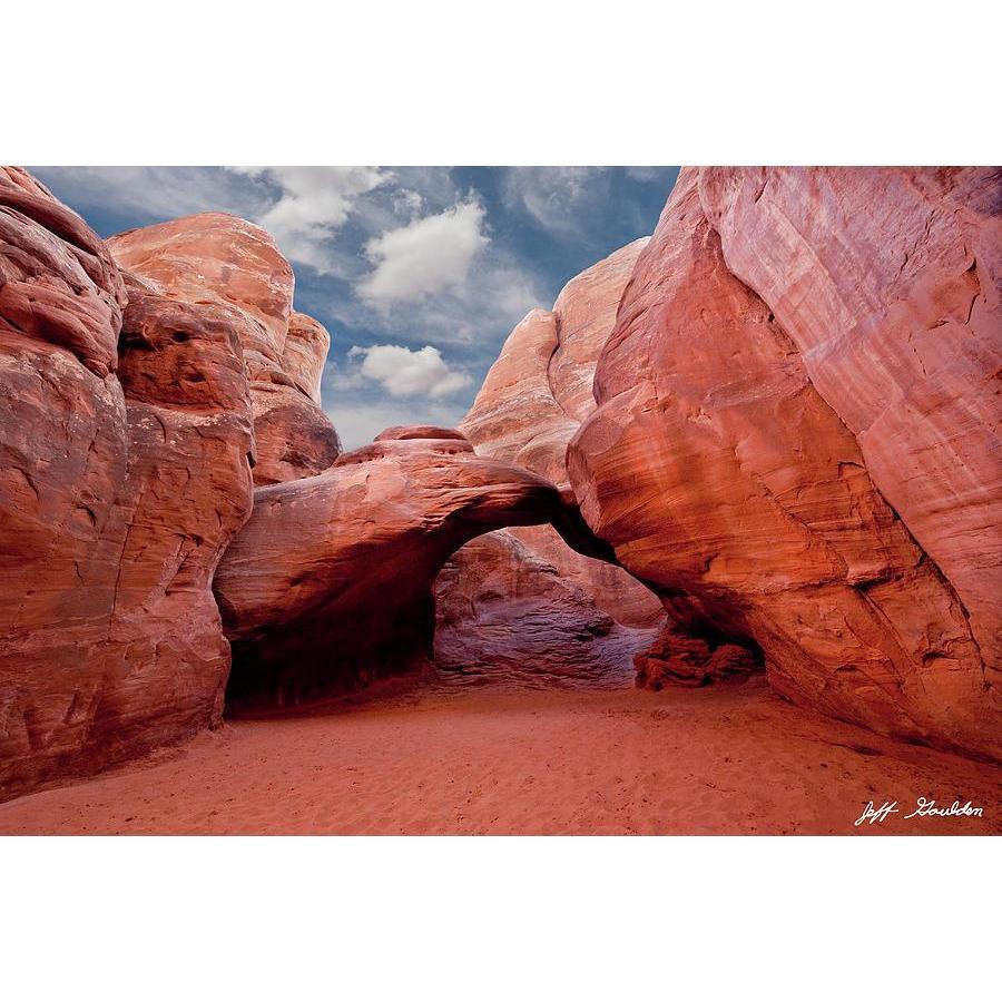 Sand Dune Arch