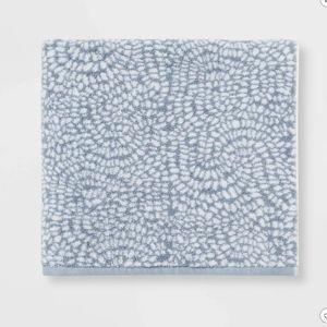 Performance Plus Bath Towel Light Blue Geo - Threshold™: 100% Cotton, Jacquard Terry, Fade-Resistant, 550 GSM
