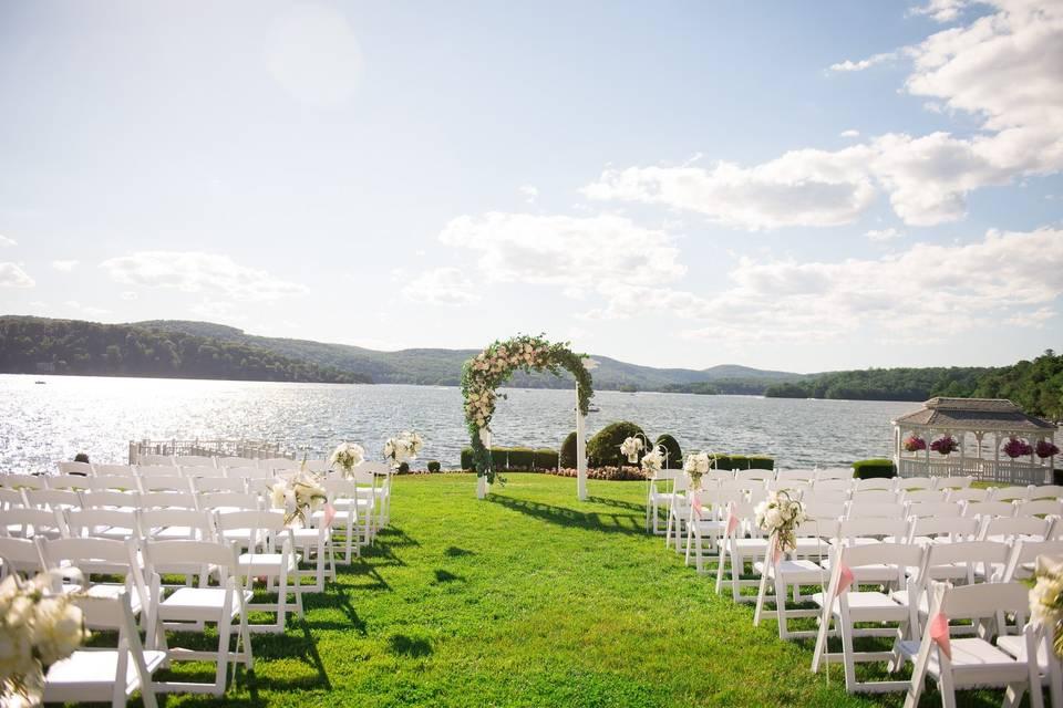 The Wedding Website of Cherie Gayle and Jordan Long