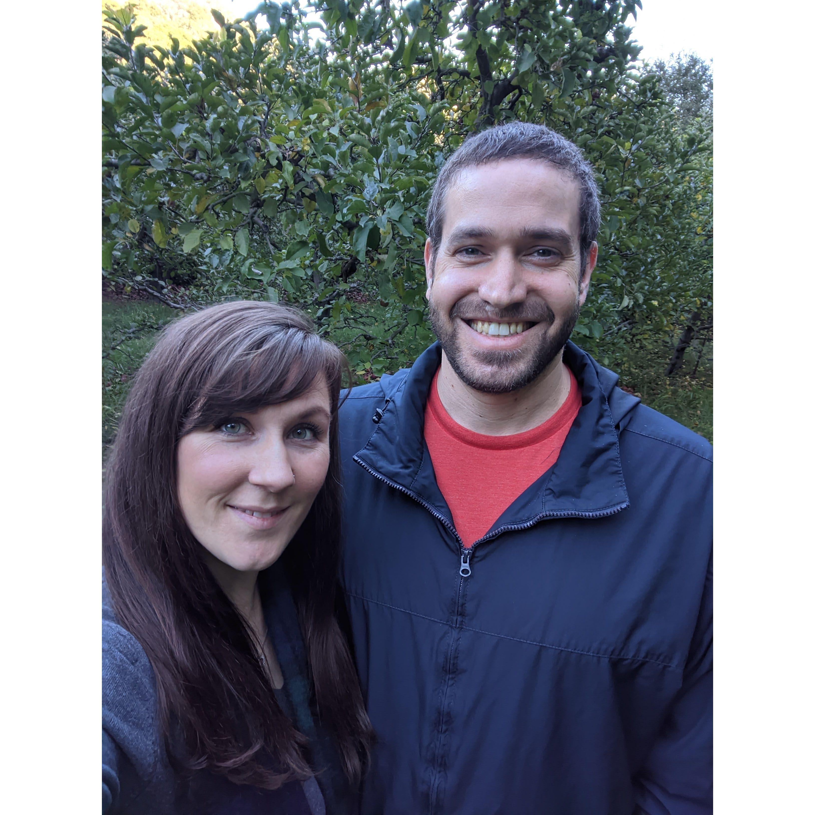 Apple picking in San Luis Obispo, California. November 2020.