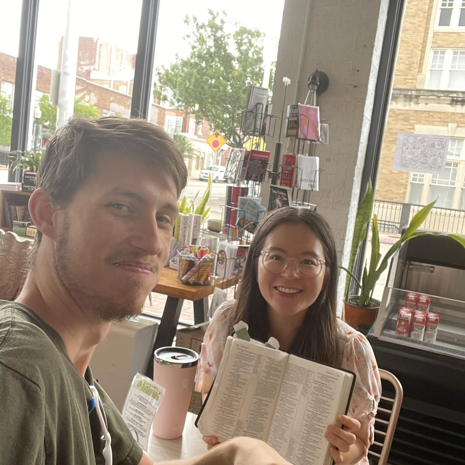 At Leaves Book&Tea Shop, they had their first date. They went back several times to read Scripture and books. They like ordering tea, sometimes a cupcake!