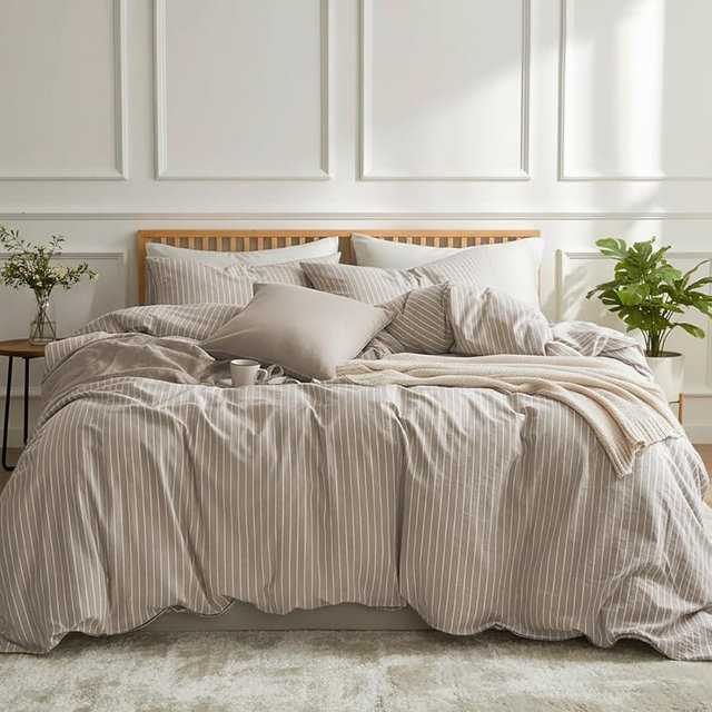 Nayoroom Brown Striped Duvet Cover Queen Size 100% Washed Cotton White Pinstripe Duvet Cover 3 Pieces Soft Breathable Girls Dorm Bedding Set for All Seasons, Yarn Dyed Process