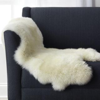 Ivory Sheepskin Throw/Rug