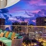 SKY Waikiki Raw & Bar