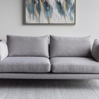 Raval Sofa