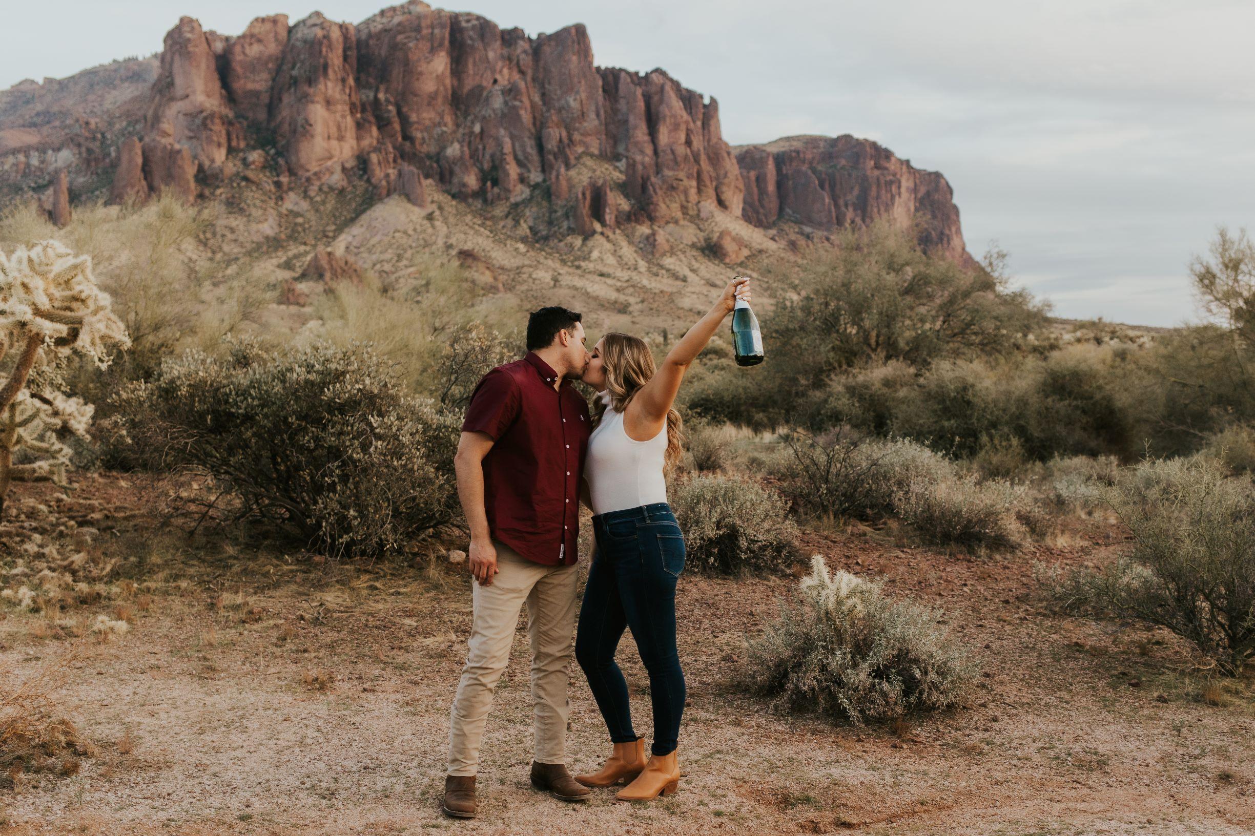 The Wedding Website of Madison Frazee and Robert Mendoza