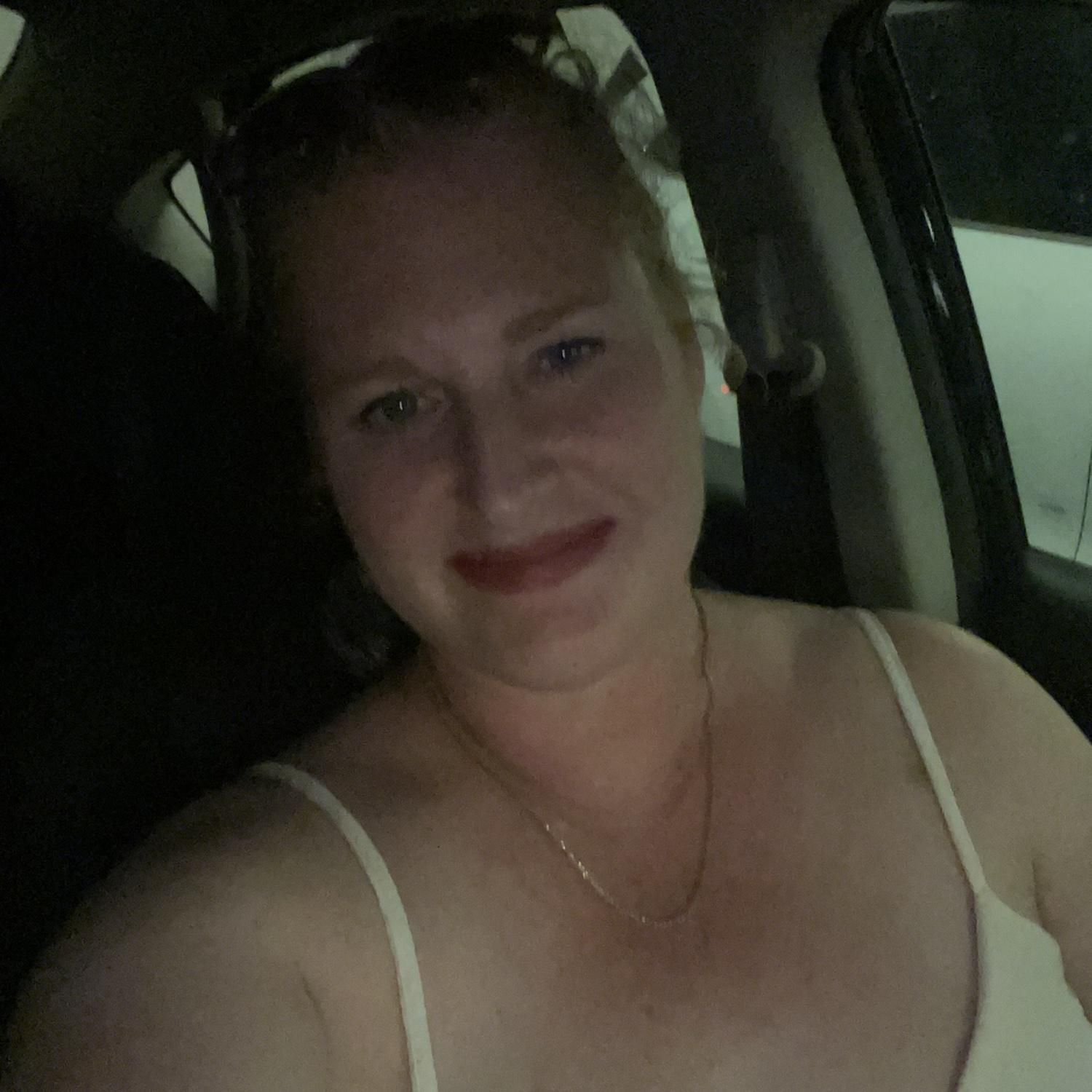 Obligatory car pic before you decide to date! 🤣