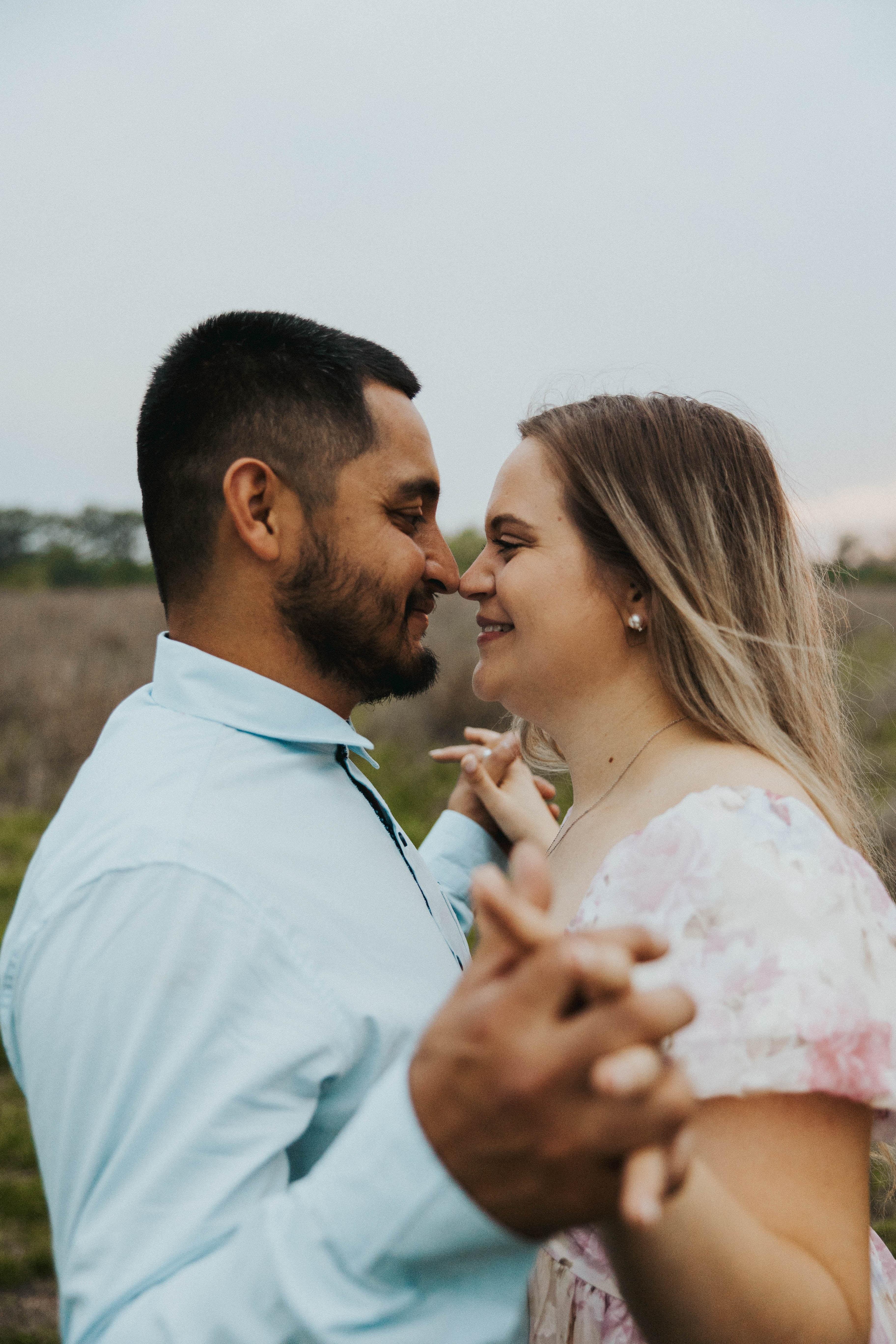 The Wedding Website of Kelsey Ragan Engeldinger and Robert Salinas Jr.