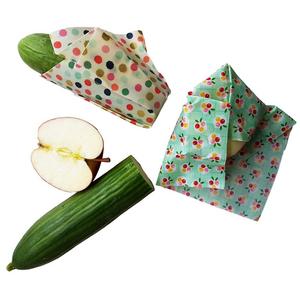 Munch Cupboard - Beeswax Reusable Food Storage Wraps By Munch (Small, 2 Pack) Handmade in New Zealand, Biodegradable, Sustainable, Eco Friendly Lunch Bag, Bowl Cover Sheets