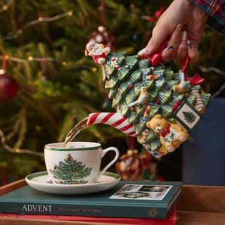 Christmas Tree Figural Teapot