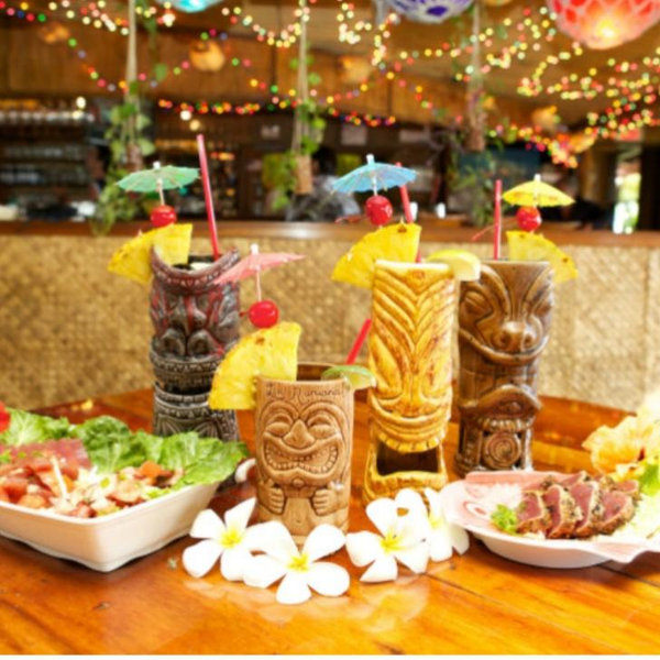 Tiki cocktails at La Mariana in Waikiki