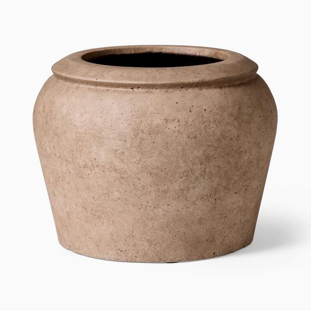 Ficonstone Rustic Planter, Medium, 18.5"D x 14"H, Sand