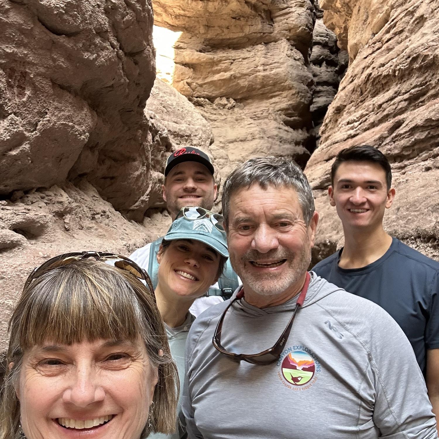 Canyon hike with the parks-Struckhoff contingent