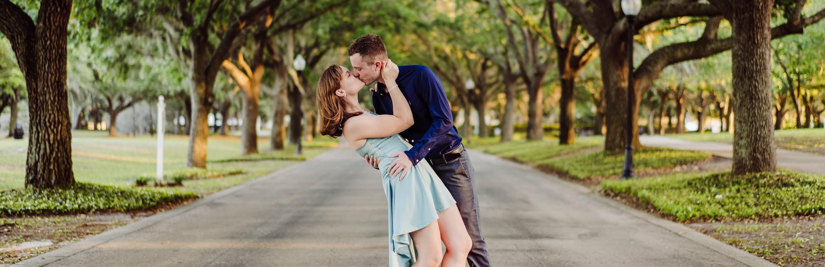 The Wedding Website of Emily Edwards and Julian Onde