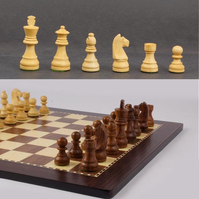 15 1/2" MoW Classics Honey Rosewood Executive German Staunton Basic Chess Set