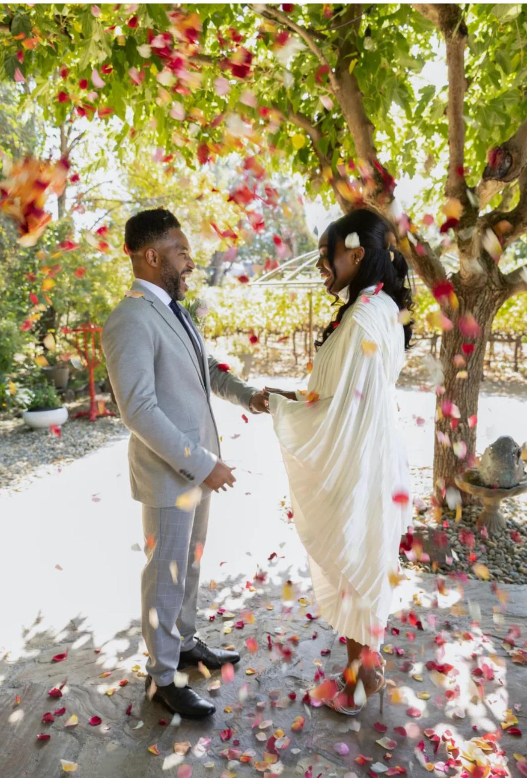 The Wedding Website of Nichole Thompson and Richard Houston