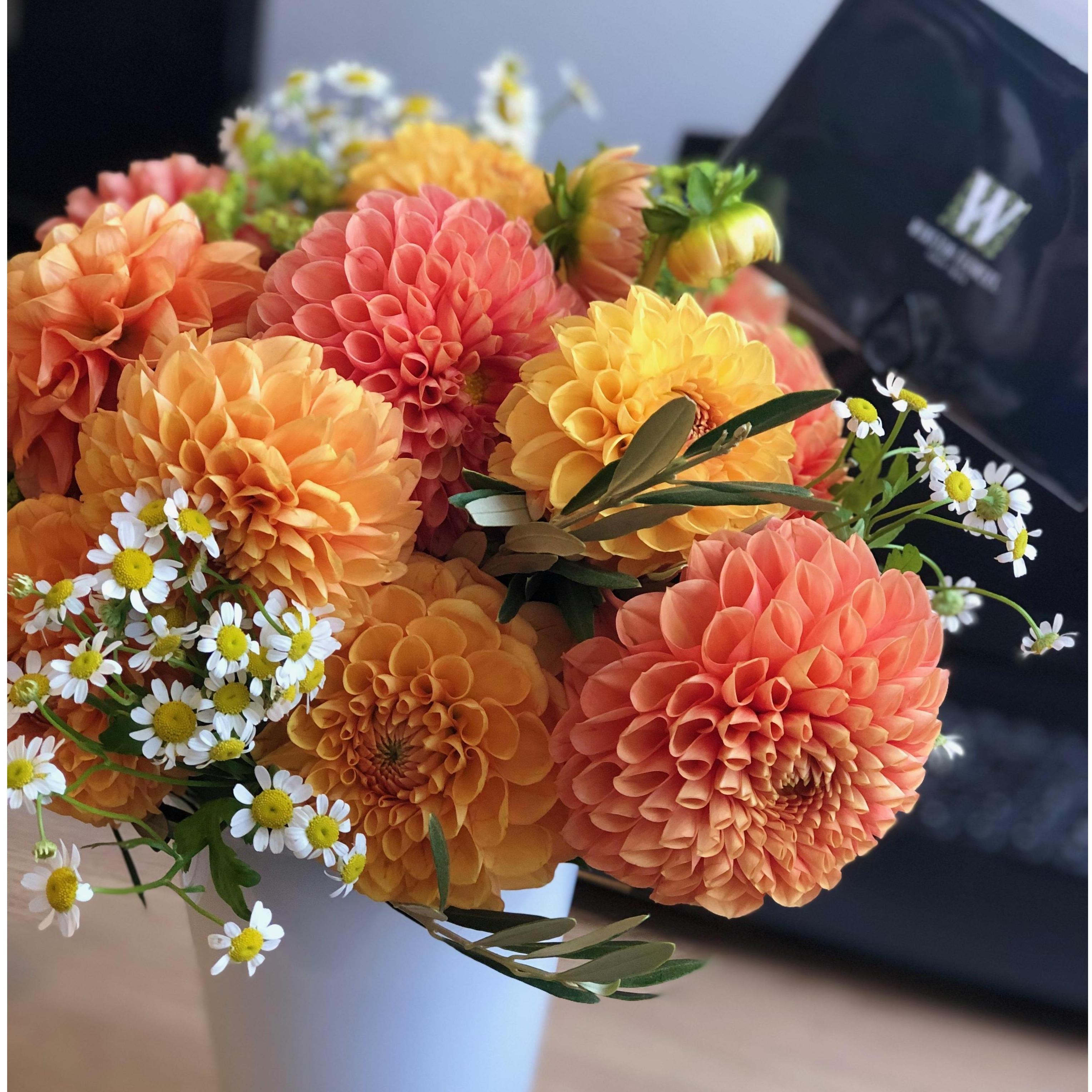 I LOVE flowers, and Tyler knows it.. so he gets me these beautiful arrangements all the time