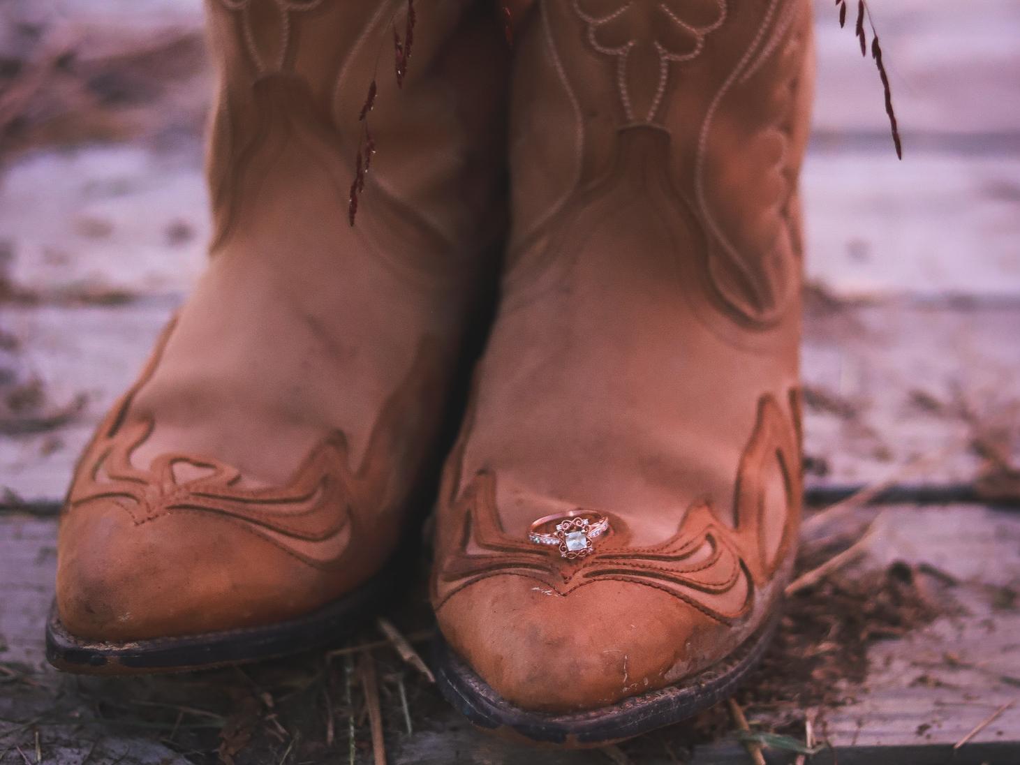 The Wedding Website of Megan Shofner and Darren Kiser