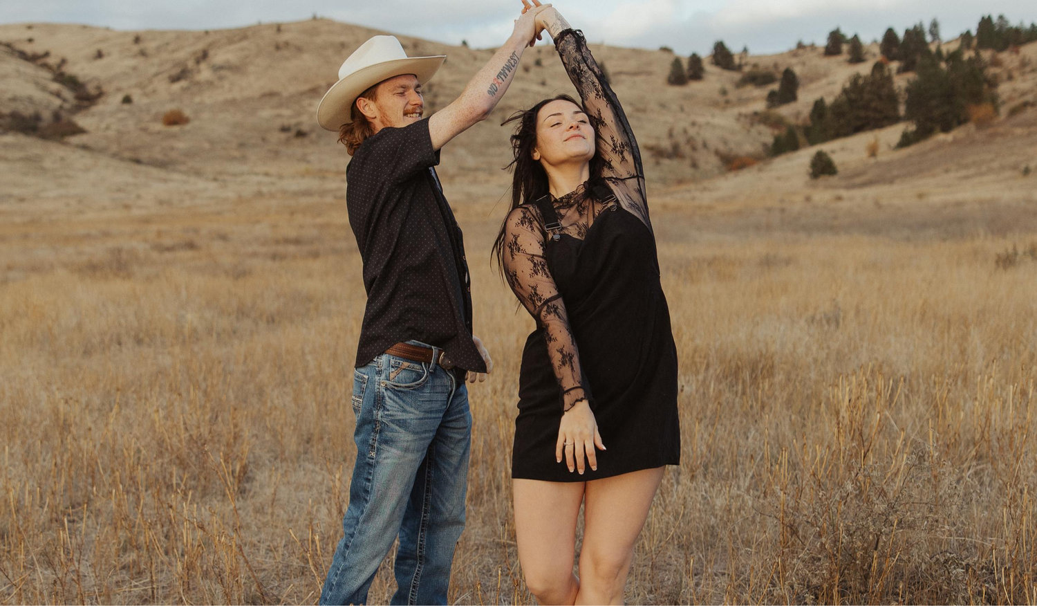 The Wedding Website of Sydnee Butler and Dylan Asch