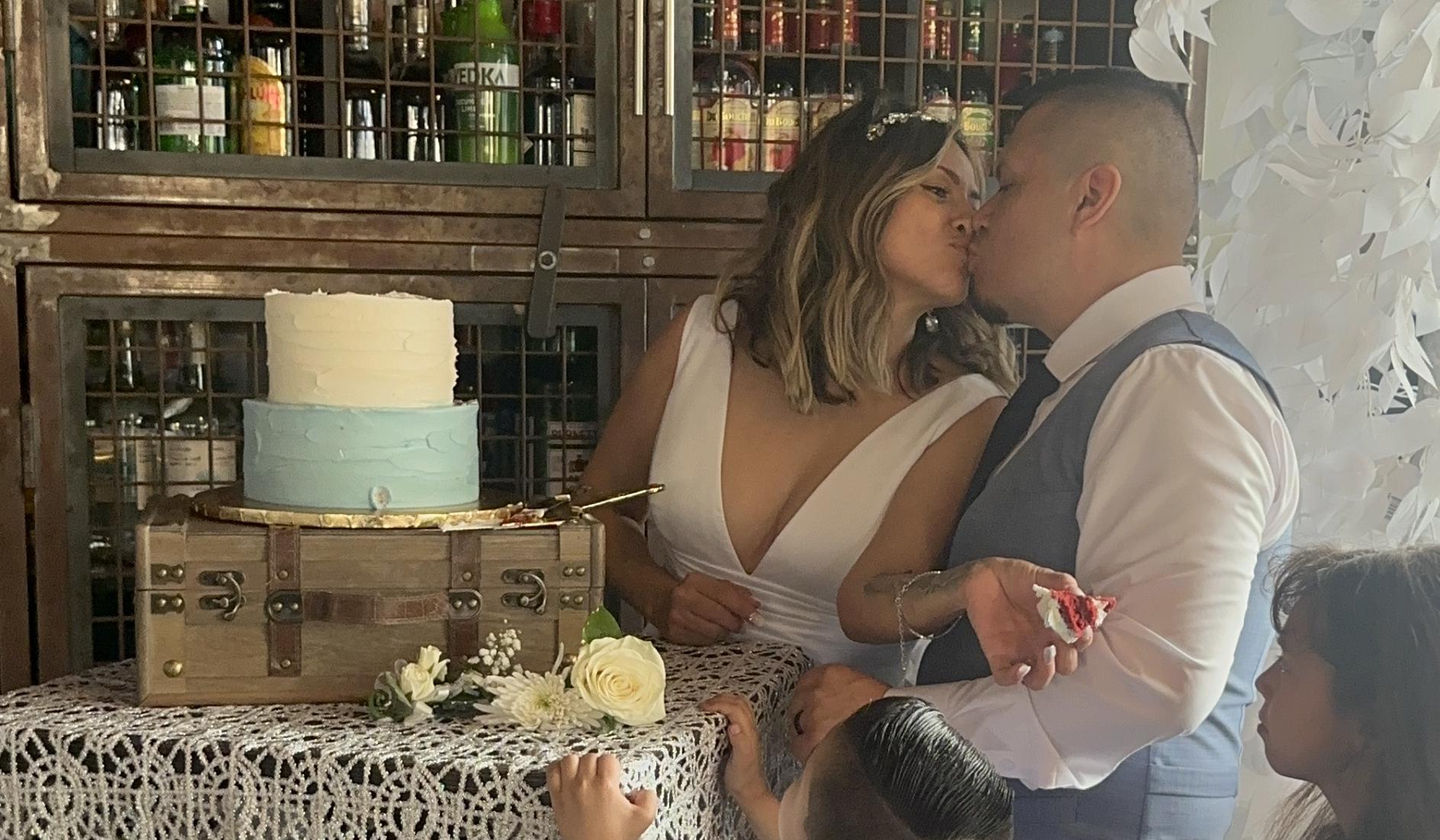 The Wedding Website of Adriana Torres and Jorge Morales