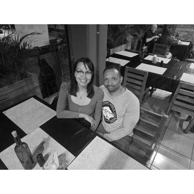 Esa noche comimos bastante. We ate so much that nigh.