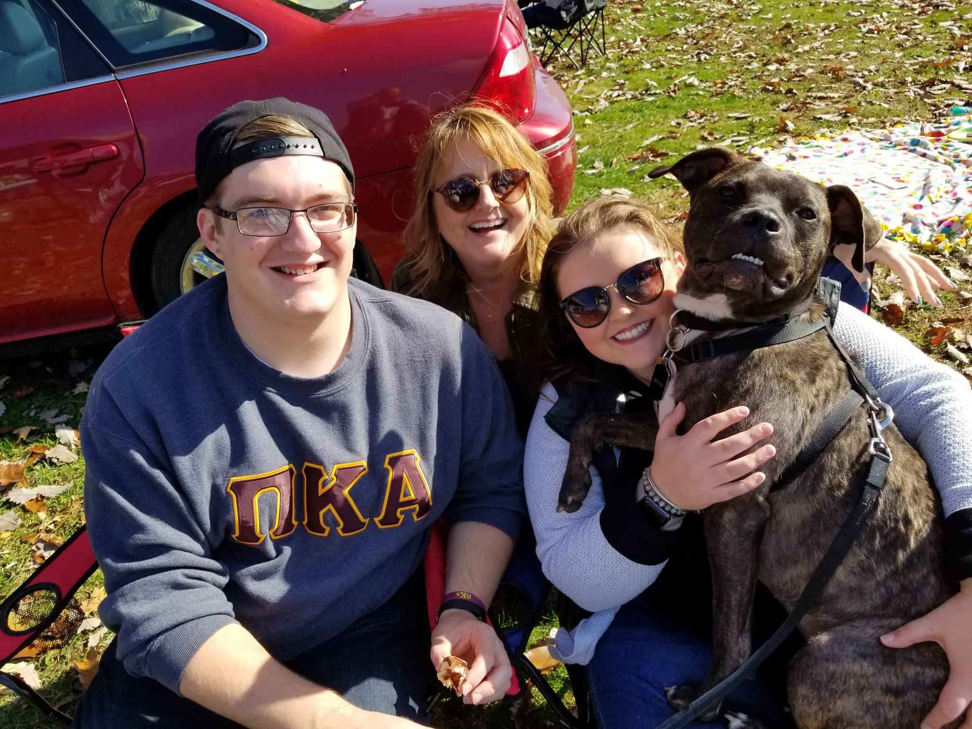 Chi Omega Family day tailgate Fall 2018