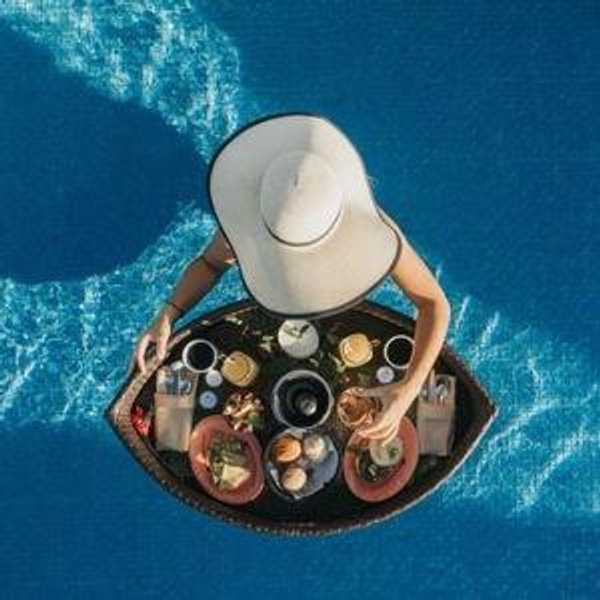 Honeymoon Floating Breakfast for 2 at the Westin Bora Bora