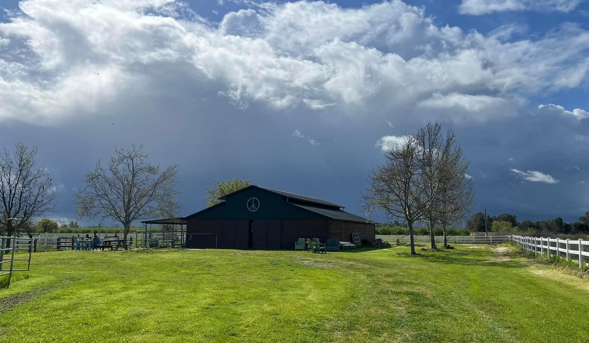 The Wedding Website of Danielle Spencer and James Gomez