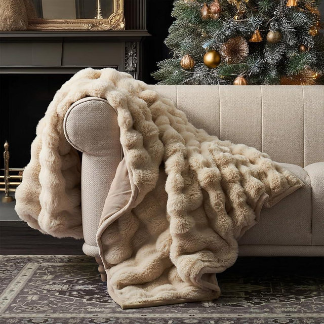 EverGrace Ultra Soft Luxury Fluffy Faux Rabbit Fur Throw Blanket, Thick Warm Bubble Throw for Bed, Cozy Plush Reversible Blankets for Couch, Chair, Sofa, Cream, 80x90 Inches