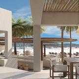 Crios Beach Bar & Restaurant Paros
