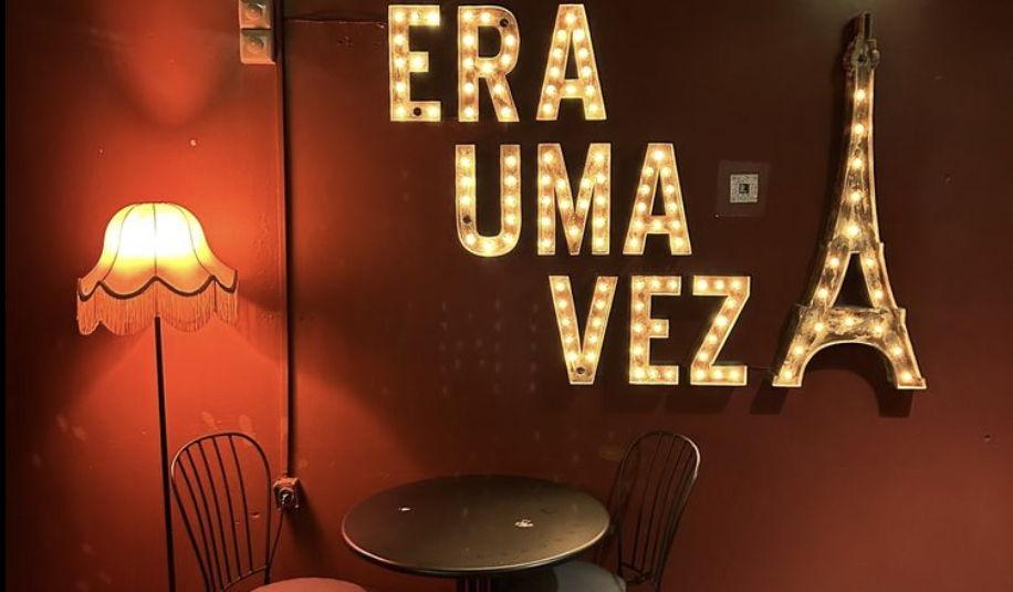 Hero Slideshow Image 0