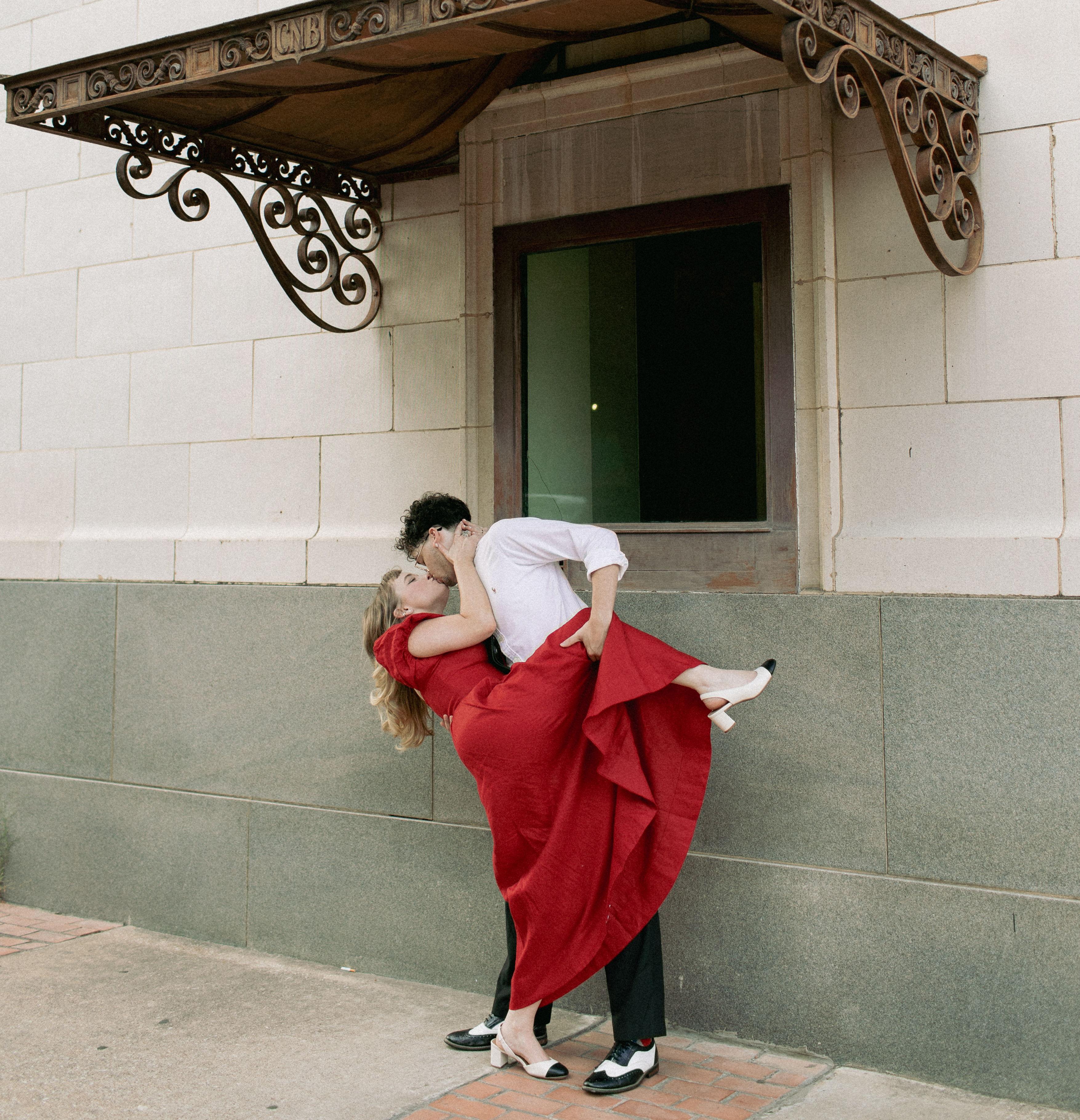 The Wedding Website of Emmeline Christine Sullivan and Noah William Wallace