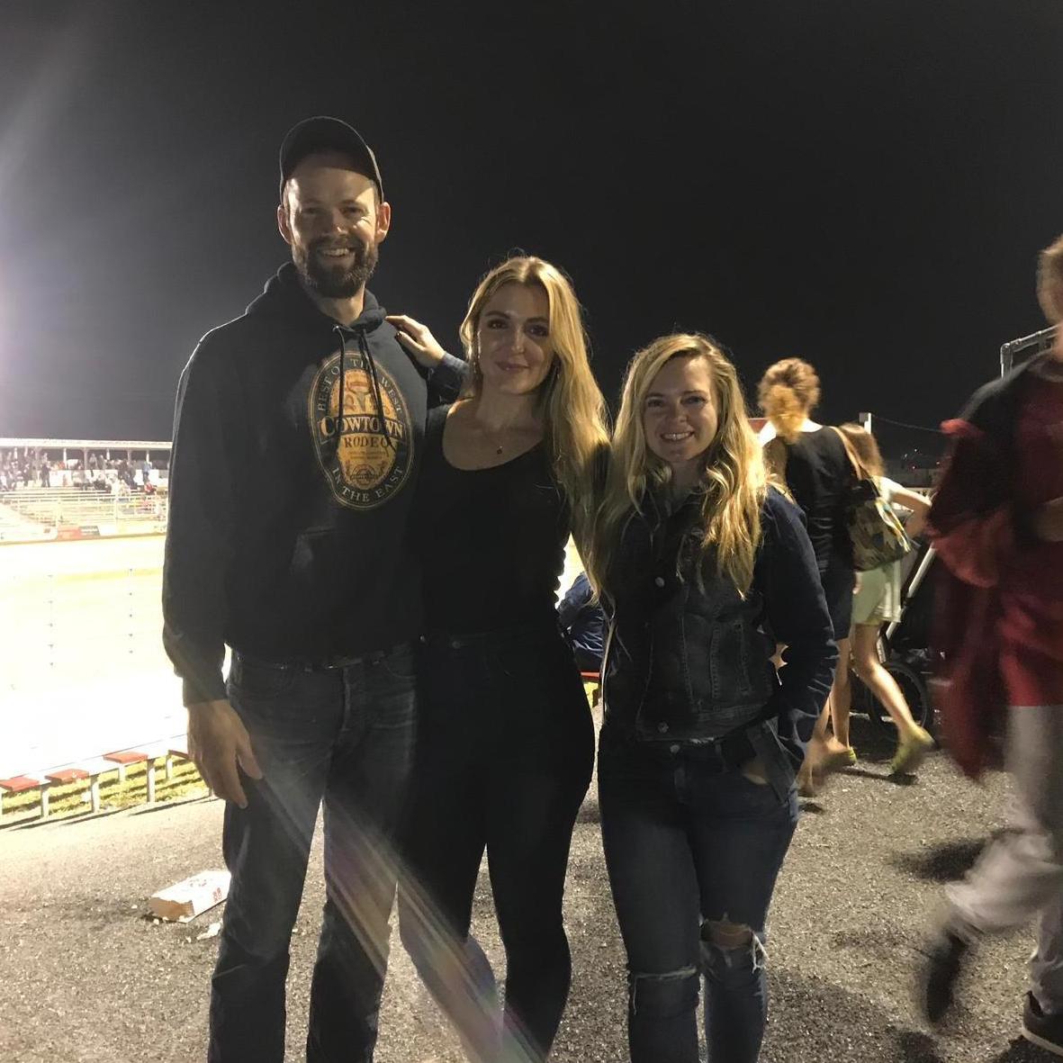 We weren't dating again yet.  But look how Claire is standing, amirite???