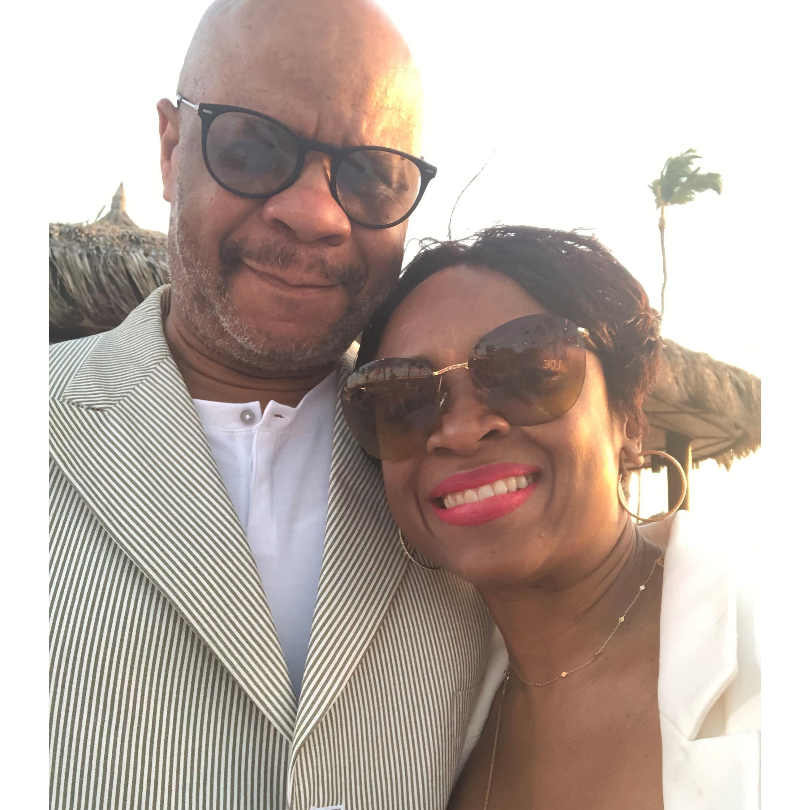 Let's get ready to party in Aruba to celebrate our friends' wedding