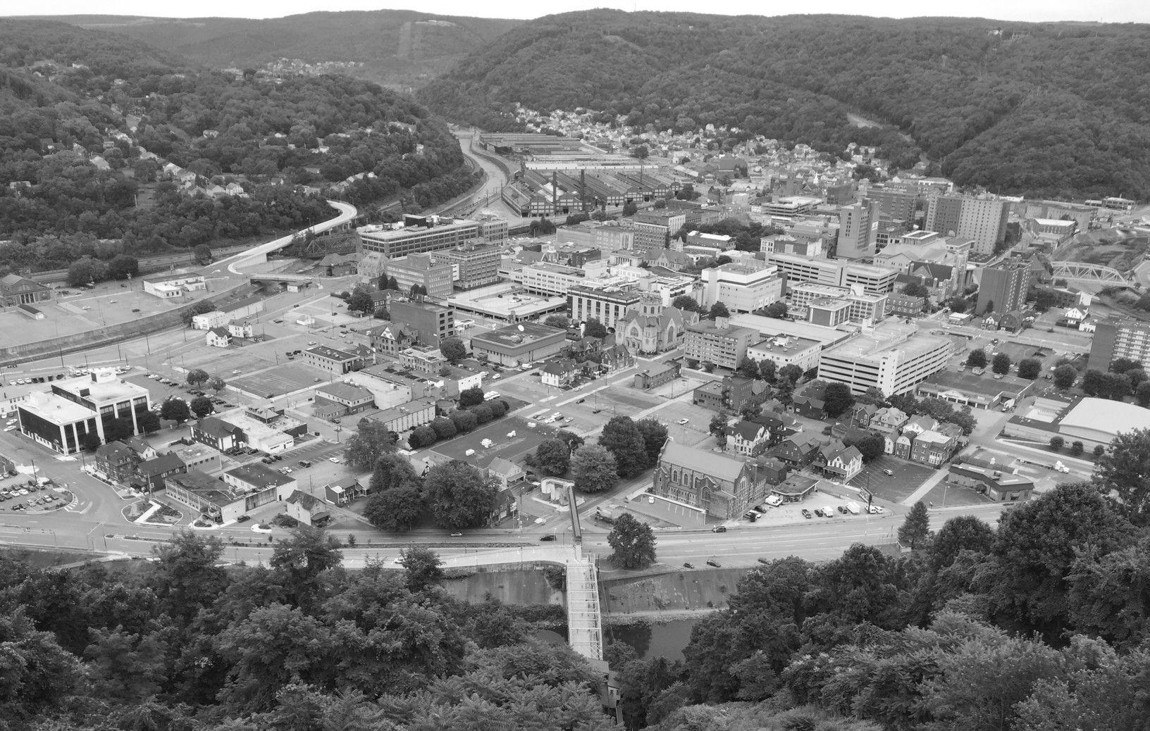 The Wedding Website of Tahlyn Miller and Nicholas Spinelli