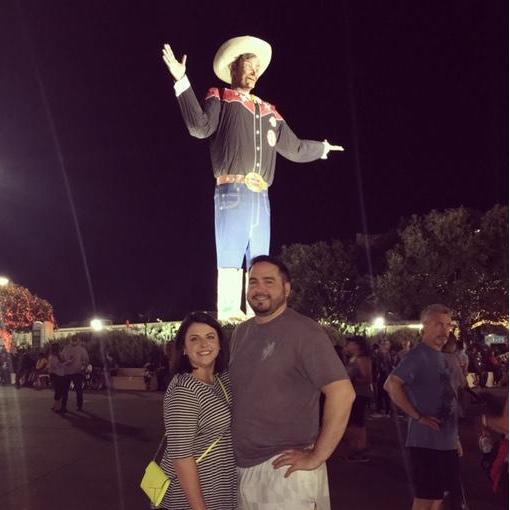 Visiting Kaitlyn's Sister & Brother-in-Law in Dallas, made a stop at the Texas State Fair