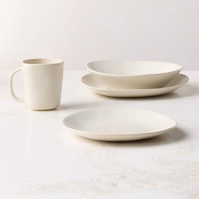 Selene 4-Piece Ivory Stoneware Dinnerware Set with Pasta Bowl