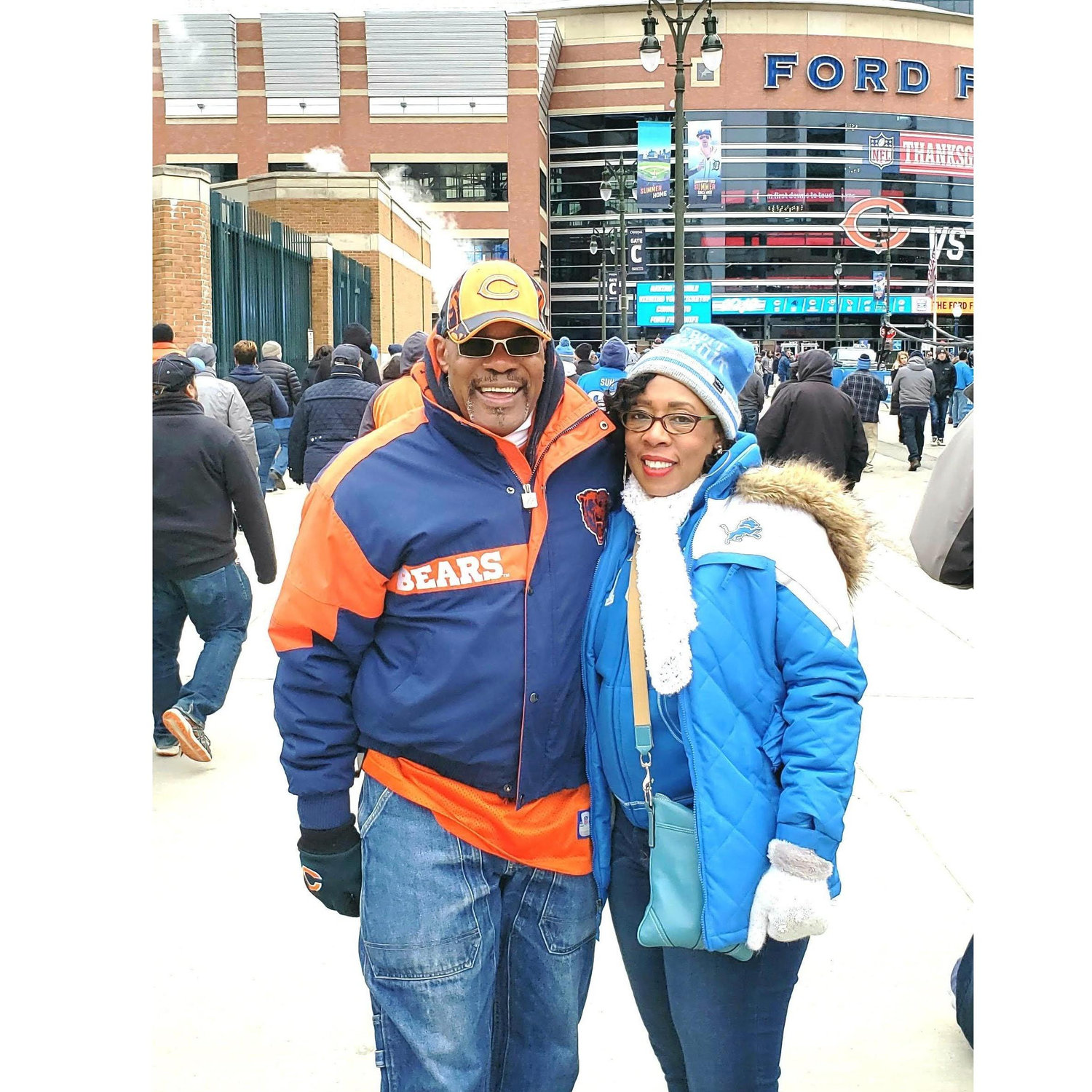 BEARS/LIONS THANKSGIVING DAY