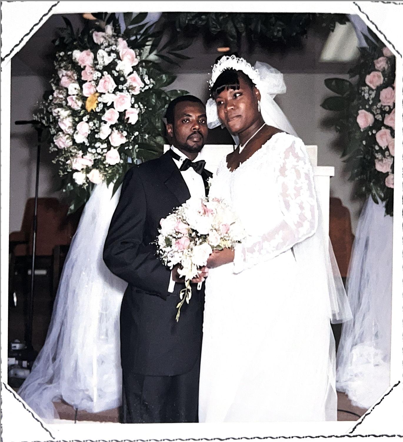 The Wedding Website of Paulette Verdieu and Emile Verdieu