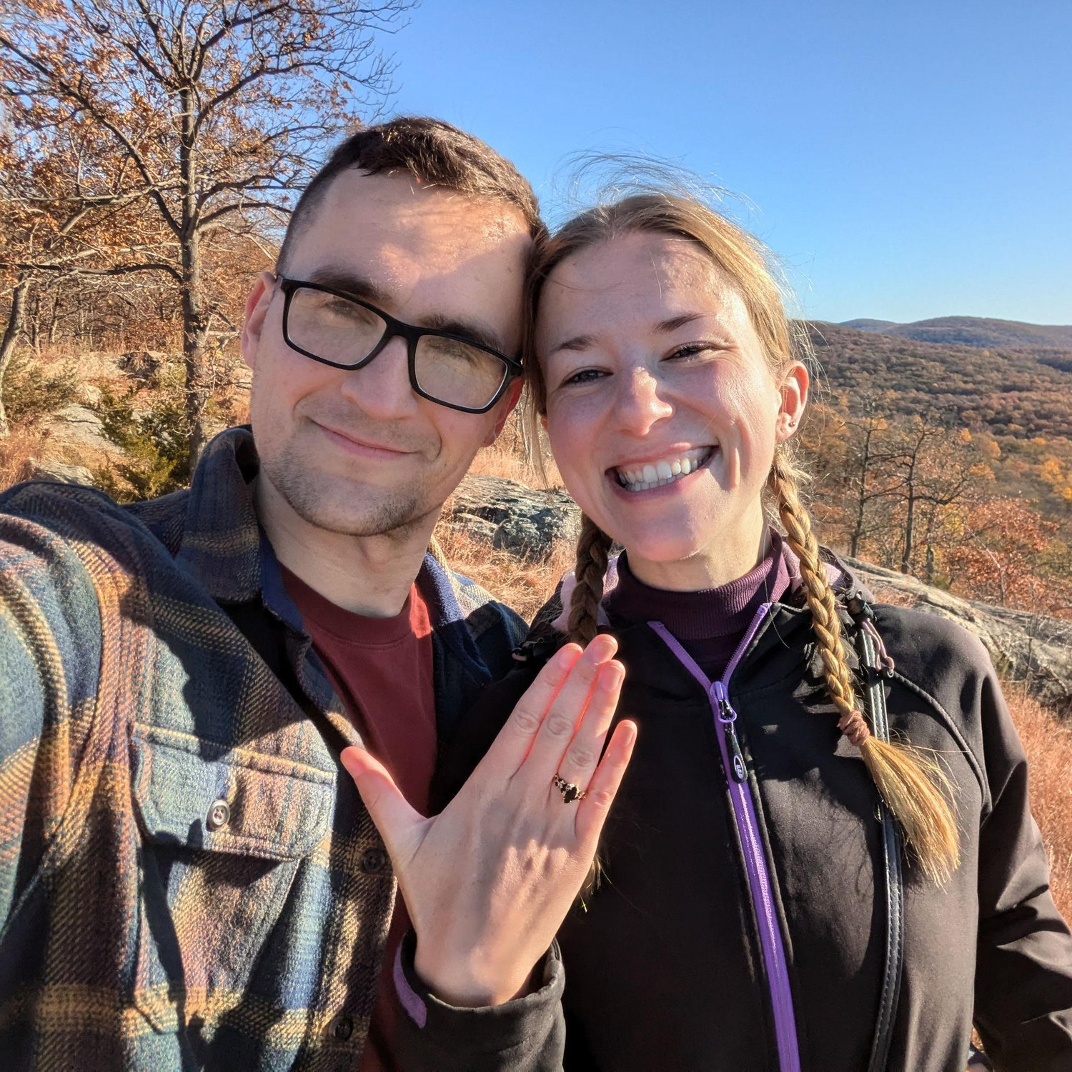 Thankfully Mateusz had his own plan and proposed on a beautiful hike! (Paulina totally DIDN'T ask him everyday when is he gonna do it...)