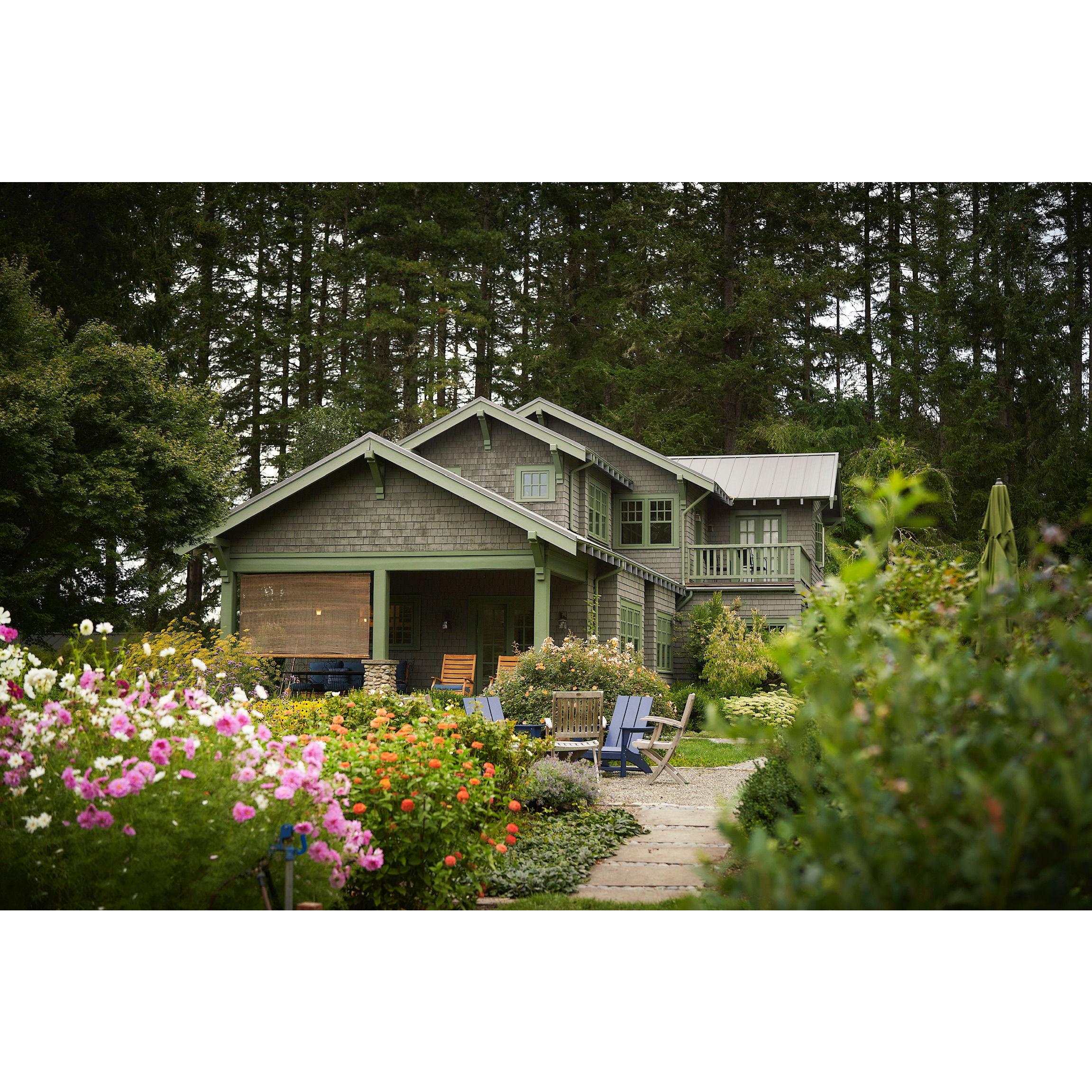 Isabel's family home and the wedding venue! (2022)