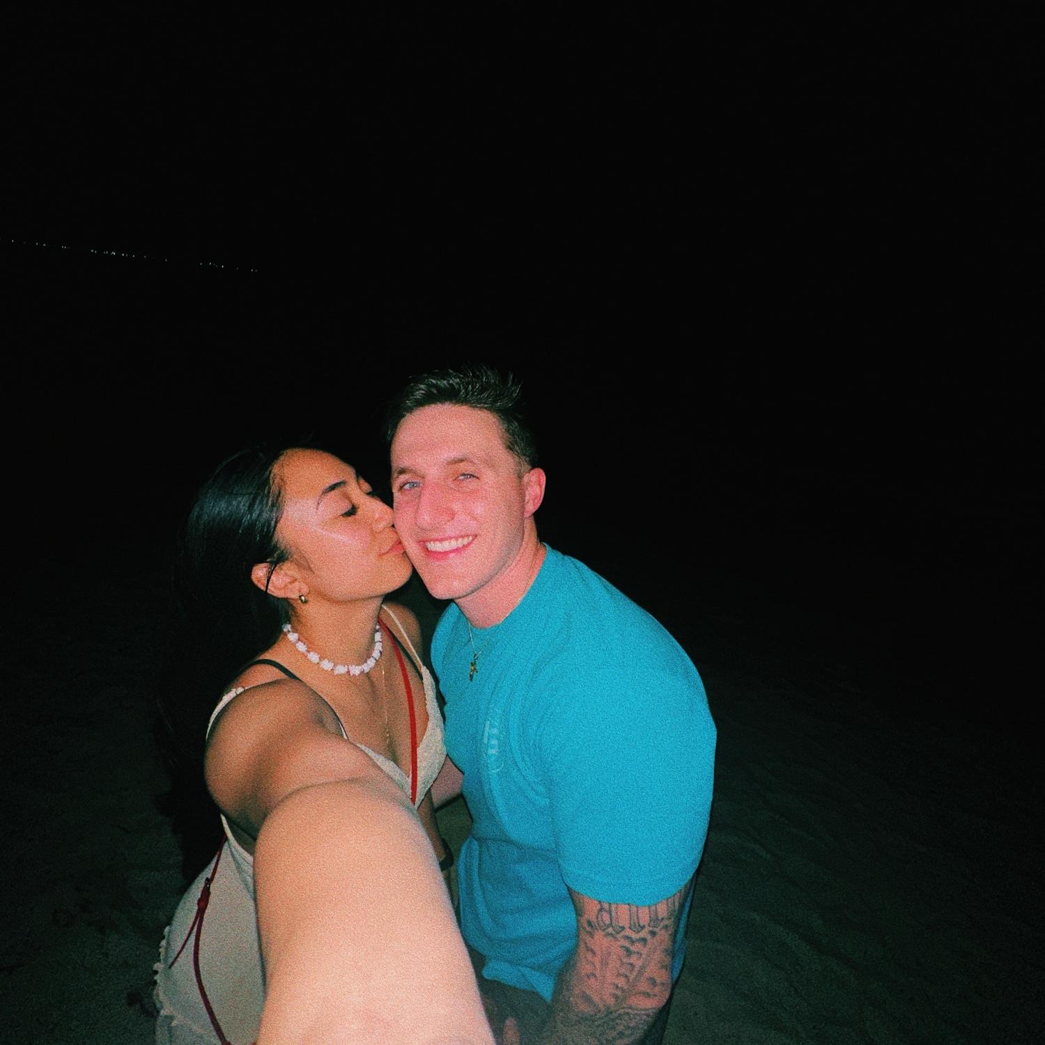 The couple’s first trip to Boracay together for honeymoon 1/2. 🫶🏼