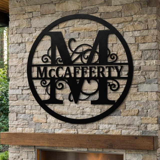 Round Personalized Metal Monogram Sign. Wedding Gift. Family Name Sign. Outdoor Name Sign. Last Name Sign. Metal Sign. Front Door Custom.