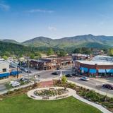 Black Mountain Shopping & Dining