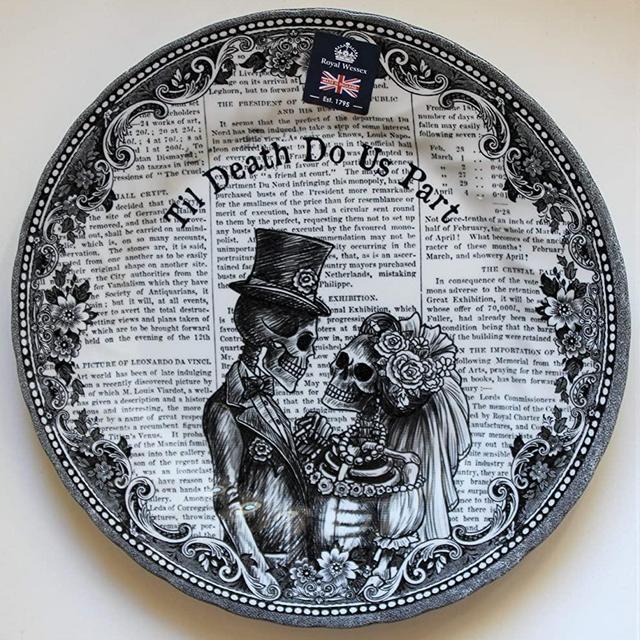Royal Wessex Halloween "Til Death Do Us Part" Dinnerware - Set of 4 (Dinner Plates)