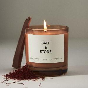 SALT & STONE Gourmand Saffron & Cedar Candle