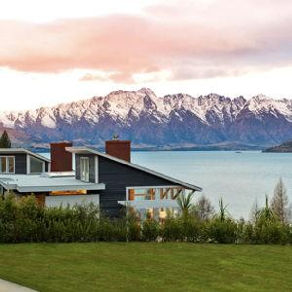 Honeymoon Resort