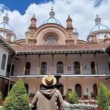 Walking Tour Historic Center Of Cuenca / Recorrido a pie por el Centro Histórico de Cuenca